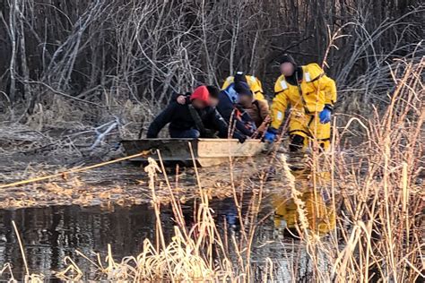 Authorities release more details about 9 migrants rescued from freezing bog near Warraod