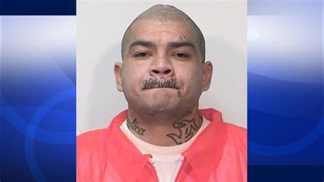 Authorities search for inmate who escaped Los Angeles County facility
