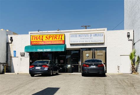 Auto body shop for lease. Space for Donut shop for lease, 1920 SF on FM 2920. $3,500. Spring, NW Houston Silver jewelry shop. $15,000. Houston ... AUTO COLLISION AND MECH SHOP. $7,000. 