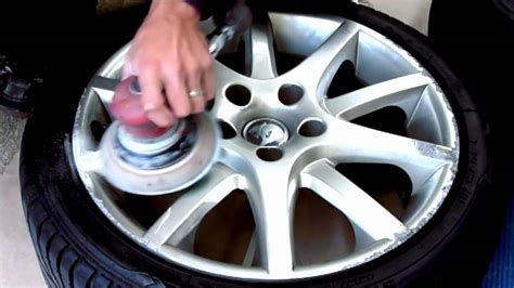 Auto rim repair. The Chemical Guys Red Rocket Brush uses a barrel design to clean between the wheel spokes. The brush has a flexible, rubber-wrapped metal spine that lets you … 