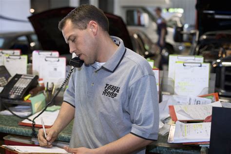 Auto shop manager salary. Things To Know About Auto shop manager salary. 