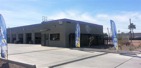 Auto shop phoenix. Richards Auto Clinic is the Best Auto Shop in Phoenix. We do Oil Change, Timing Belt, Vehicle Inspection, Tire, Brake and Engine and Transmission Replacement and Repair Service with over 290 Five Star Reviews with National Warranty and Award Winning Ethical Service. 
