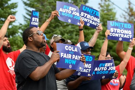 Auto strike: Stellantis-UAW deal has enough votes to ratify