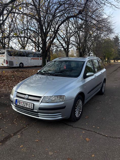 Auto zagreb.  Auto je u dobrom stanju, redovno servisiran i ispravan.  To jam...