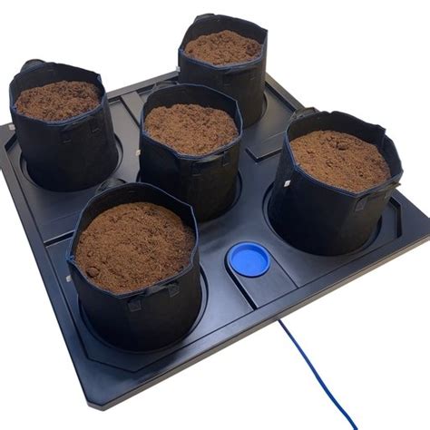 AutoPot Tray Systems - Happy Hydro