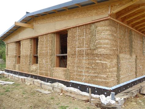 Autoconstruction de logements en bottes de paille destinés aux autochtones, cumberland house (saskatchewan). - Komatsu pc 200lc 6le repair manual.