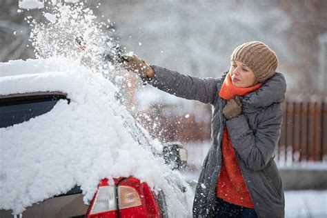 Autofahren im Winter: Tipps für eine sichere Fahrt