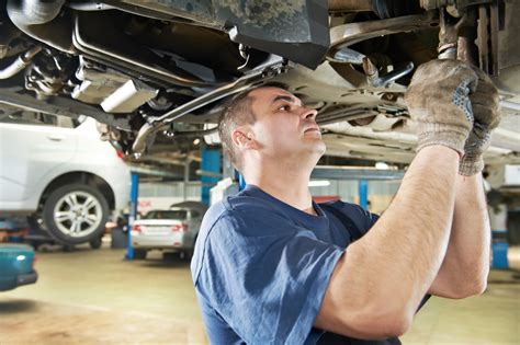 Autorepair. Our shop only uses parts from reputable brands to ensure that your vehicle is always ready to drive. Most auto repairs come with a. 2 year 24 month nationwide warranty. We are your brake repair, your total car repair facility. Servicing Arcadia, Scottsdale, Old Town Scottsdale, Tempe and Paradise Valley. Stop by or call today! 480.949.7777. 