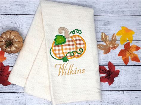 Autumn hand towels. Vdsrup Pumpkin Autumn Hand Towel Ultra Soft Highly Absorbent Fall Thanksgiving Day Bath Towels Kitchen Fingertip Towel Guest Towel Hand Towels for Bathroom, Hotel, Gym and Spa (16 x 30 in,White) 4.0 out of 5 stars 21. $9.99 $ 9. 99. FREE delivery Wed, Oct 25 on $35 of items shipped by Amazon. 
