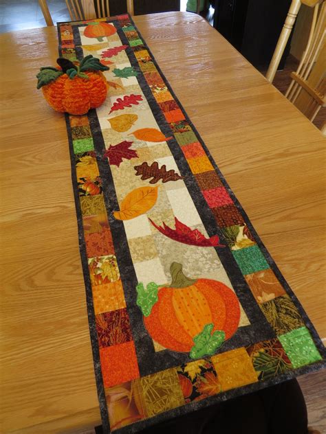 Autumn quilted table runner Fall Quilt Table Runner Patterns Free