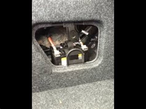 Sep 20, 2015 ... A high failure rate of the small auxiliary battery in the trunk of the Chevrolet Malibu Eco models is the most common cause of a check .... 