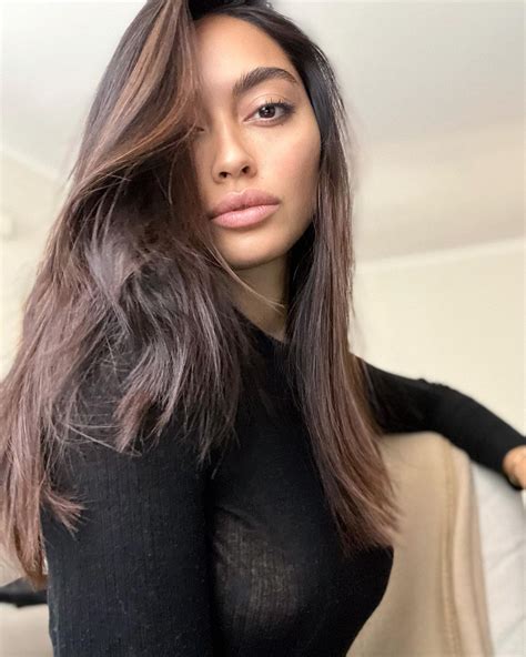 Ava Gutierrez Instagram Qincheng