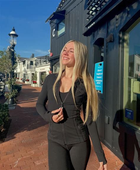 Ava Robar Onlyfans Leaked [SEX VIDEO] 🔥 160 Pics