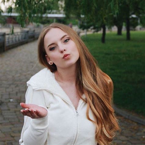 Ava Tracy Instagram Minsk