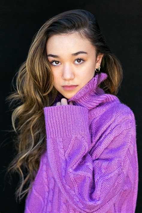 Ava ro age. Ava Ro is a Canadian teen actress, and music artist. She is best known for her lead acting role as Ella on Big Top Academy (Cirque du Soleil/TVOkids) as well as Claudia on Holly Hobbie (Hulu ... 
