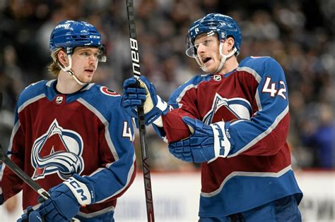 Avalanche players honor Josh Manson’s late mother during moms’ trip: “A really special thing”
