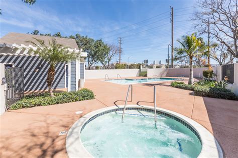 Avana springs. A- epIQ Rating. Read 207 reviews of Avana Springs in Corona, CA with price and availability. Find the best-rated apartments in Corona, CA. 