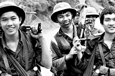 Avance del pueblo vietnamita hacia la victoria. - Sistemas de comunicacion analogica - 2 edicion.