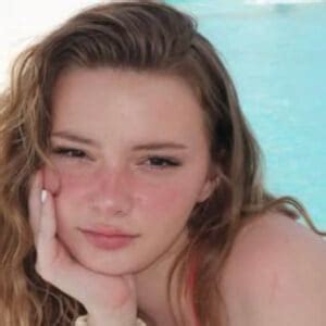 Avaxreyes Nude Onlyfans Leaks