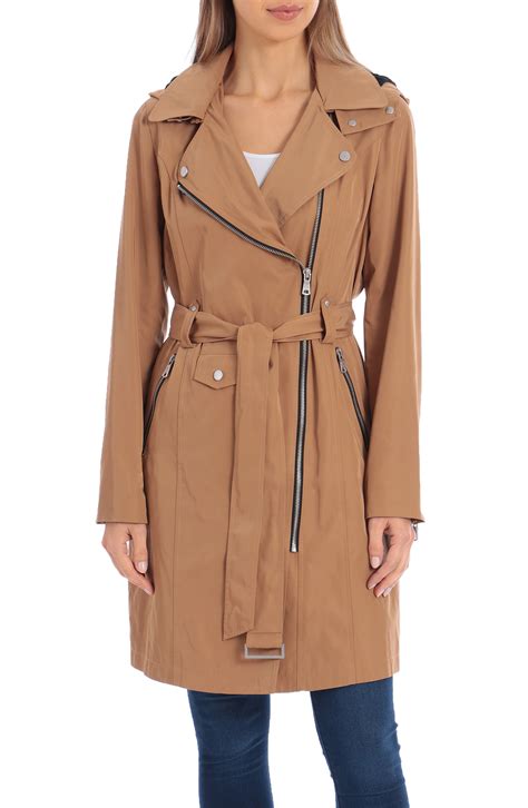 Dolce Cabo Faux Leather Trench Coat with Fur Trim Beige / Xs