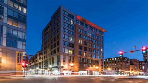 Avenir boston. Avenir in Boston is a cornerstone of the revitalized Bulfinch Triangle Historic District, a vibrant neighborhood home to great restaurants, shops and outdoor markets. The … 