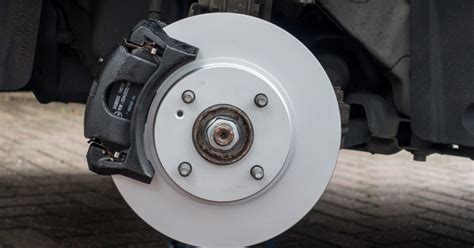 Average cost for front brake job. The average cost for a front brake job is between $110 and $250 without brake rotors. On average, you can expect to spend $35 to $100 for parts on the front brakes. Additionally, labor might cost between $75 and $150, depending on where you live and the type of vehicle you drive. However, if you also … See more 