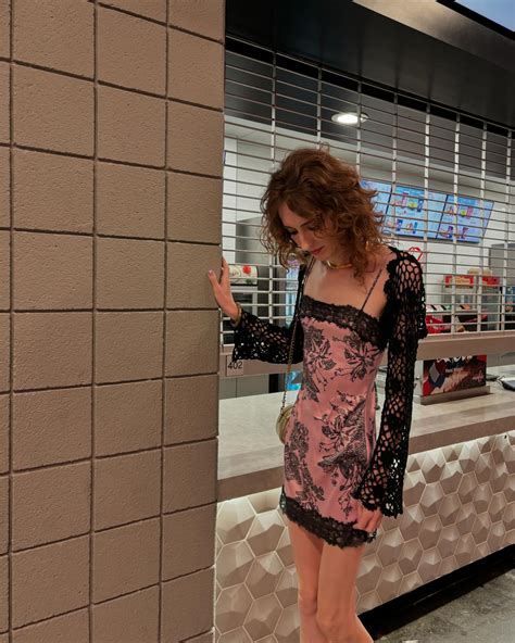 Avery angel onlyfans
