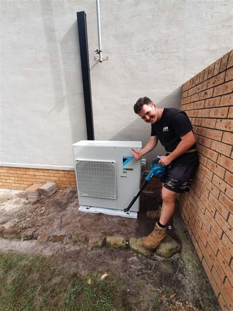 Avid air conditioning. At Avid Air Conditioning we specialise in the design and installation of Reverse Cycle Ducted Systems in new and existing homes or businesses. 