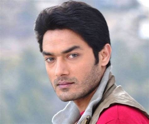 Avinesh Rekhi Height, Weight, Age, Wife, Biography & More