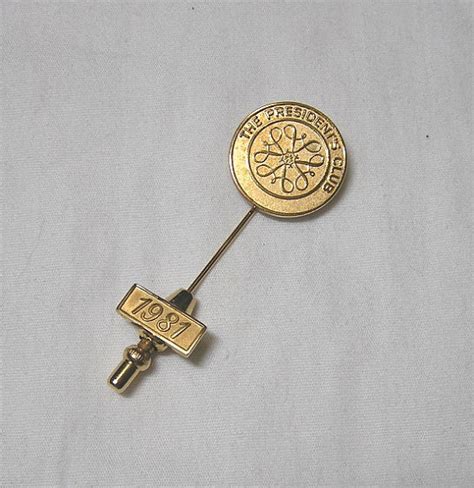 BULK LOT OF Vintage Pins - Lot 12 Australian - 14 in total - Badge