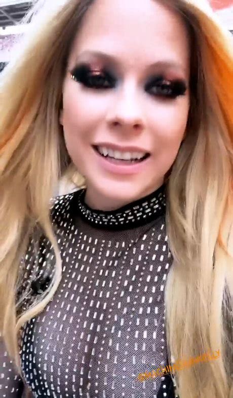 Avril lavigne nude leaked. Last modified on Fri 14 Jul 2017 17.59 EDT. Images of more than 100 well-known actors, singers and celebrities, including what appear to be nude photos and videos, may have been exposed by a ... 