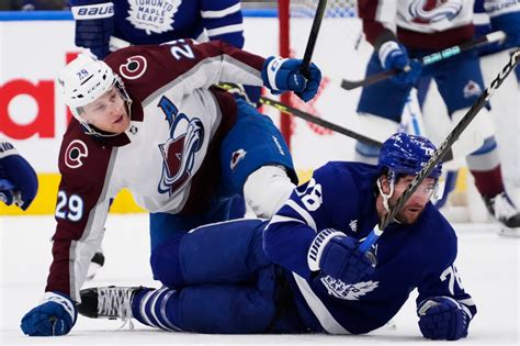 Avs beat Maple Leafs in shootout in Toronto after riveting test of defenses