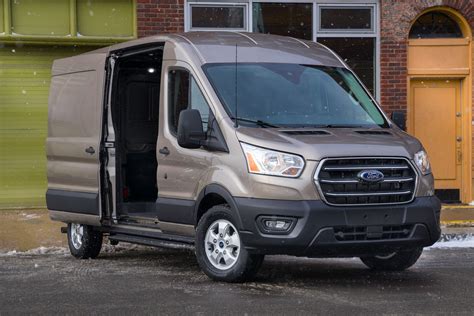 Awd van. Nov 3, 2022 | Dearborn. Loaded with unique features and capabilities, the new 2023 Ford Transit Trail gives adventure seekers an upfit-ready van straight from the factory. Transit Trail is available in medium- and high-roof cargo van configurations, including an extended-length high-roof model that provides up to 487 cubic feet of … 