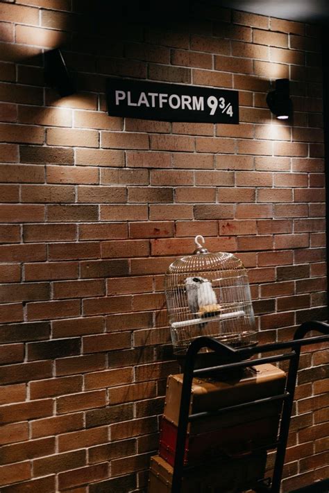 Awesome Platform 9 3/4 Wallpapers - WallpaperAccess