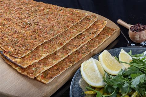 Ayşin Lahmacun & Pide & Tava, Bursa Food Delivery, Menu,.