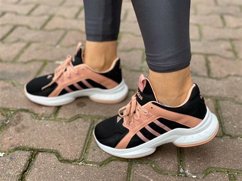 Ayakkabı modelleri adidas bayan spor ayakkabı