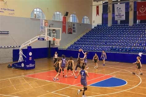Aydın’da Okul Sporları Basketbol Yarı Final Müsabakaları başladıs