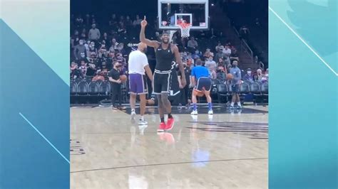 Ayton buries half-court granny shot - ESPN Video