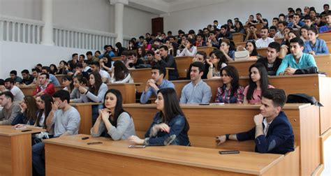 Azerbaycan da üniversite okumak