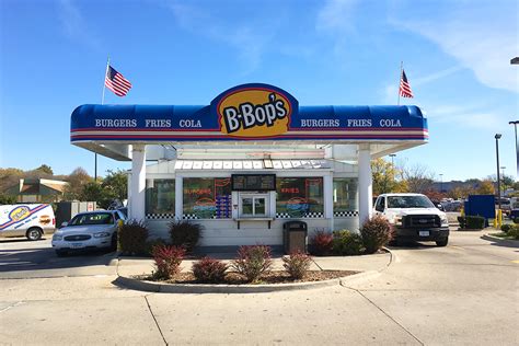 B bops. June 27, 2013. B-Bops is a fast food franchise found only in the Des Moines area. There are seven locations – four scattered throughout Des Moines and one in Altoona, Ankeny and Ames ... 