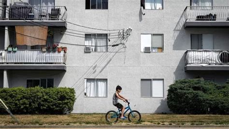 B.C.’s low-income renters thought they’d get free AC units, but some face hurdles