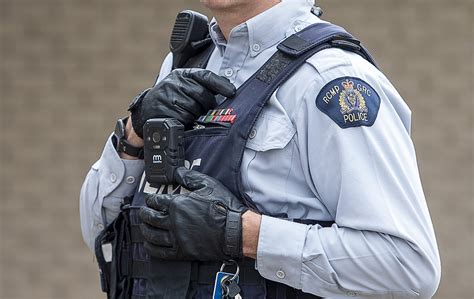 B.C. coroner’s inquest jury recommends police body cameras after fatal shooting