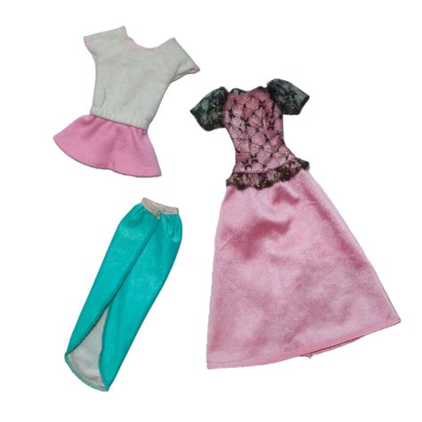 Baju Barbie - muktibox.com