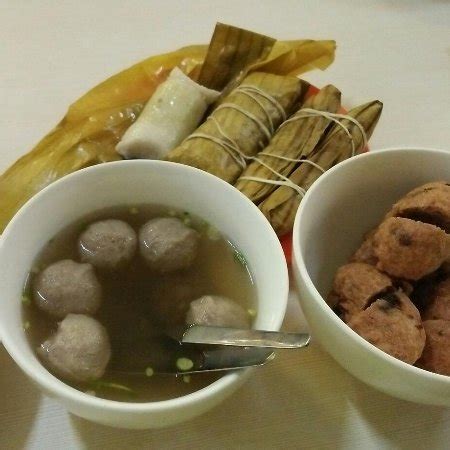 BAKSO ATI RAJA, Makassar - Fotos, Número de …