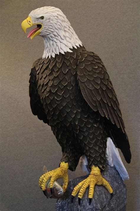 Bald Eagle Wood Sculpture - Cockatoo Creations - muktibox.com