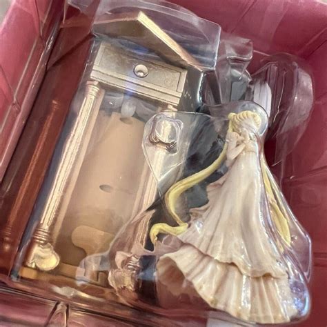 BANDAI PROPLICA SAILOR Moon Tuxedo Mirage Memorial Ornament Music Box …