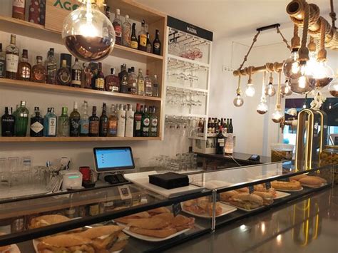 BAR RESTAURANTE AGORA, Llanes - Restaurant Reviews, …