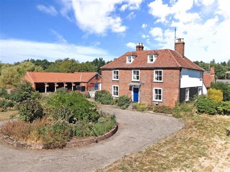 BARN TO REAR OF GARNISH HALL, Theydon Garnon