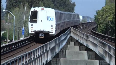 BART service stopped between SF and East Bay