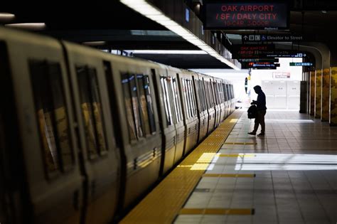 BART suspends service between SF and Oakland after person enters trackway